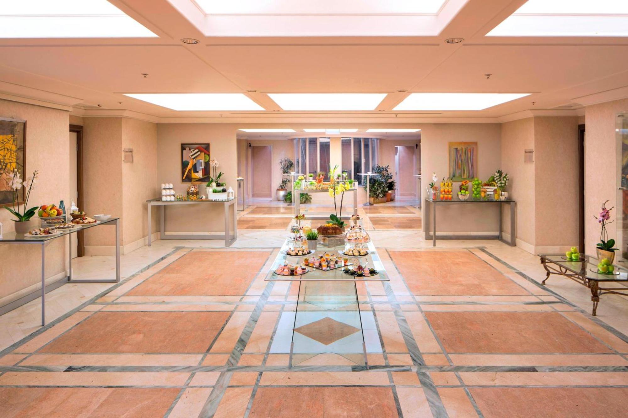 Courtyard By Marriott Rome Central Park — الصور 1
